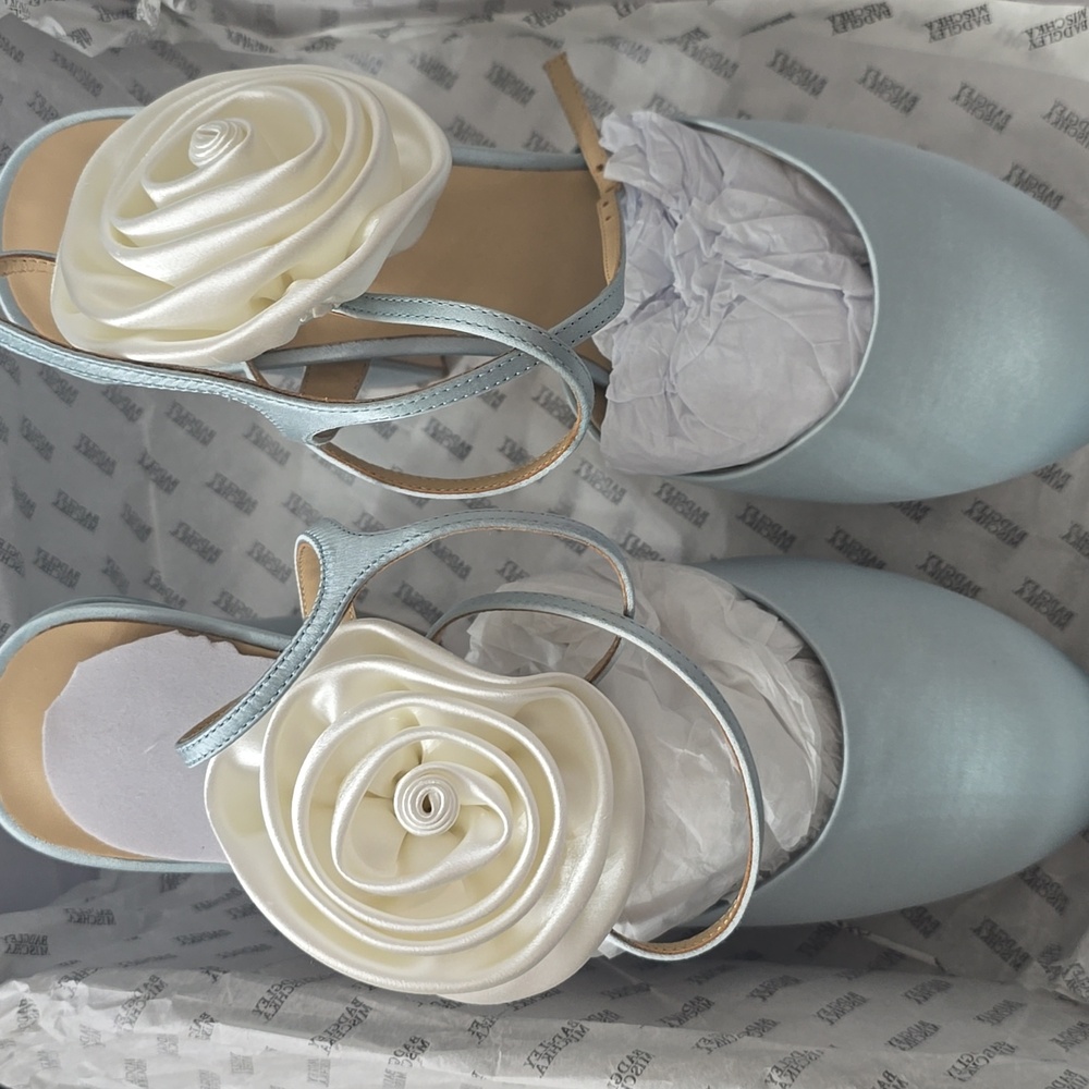 Badgley Mischka Janessa Rosette Platform Heels - Picture 8 of 9